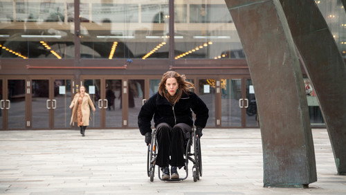 Below – Nede 1. Sezon 2. Bölüm